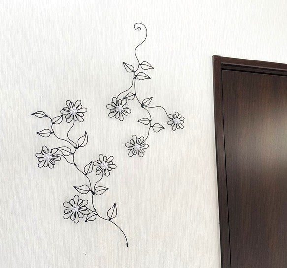 long flower  〜ビーズ〜　ワイヤークラフト　アート　花　壁飾り　可愛い　おしゃれ　インテリア　スワッグ 3枚目の画像