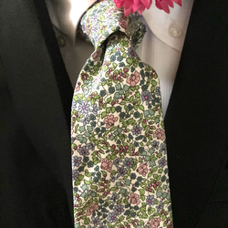 【LIBERTY】国産タナローンEmilia's Flowers＞手縫いネクタイ 2枚目の画像
