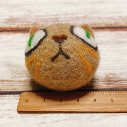 まん丸な猫のブローチ 5枚目の画像