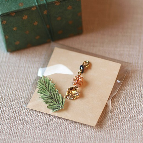 ◇完成品です◇ マスクチャーム♪ラッピングつきです ビーズ マスク