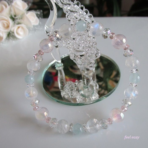 アクアマリン、ブルームーンストーン、ローズオーラ、水晶の  