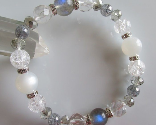 ムーンストーン、ラブラドライト、シルバーオーラ、水晶のブレスレット
