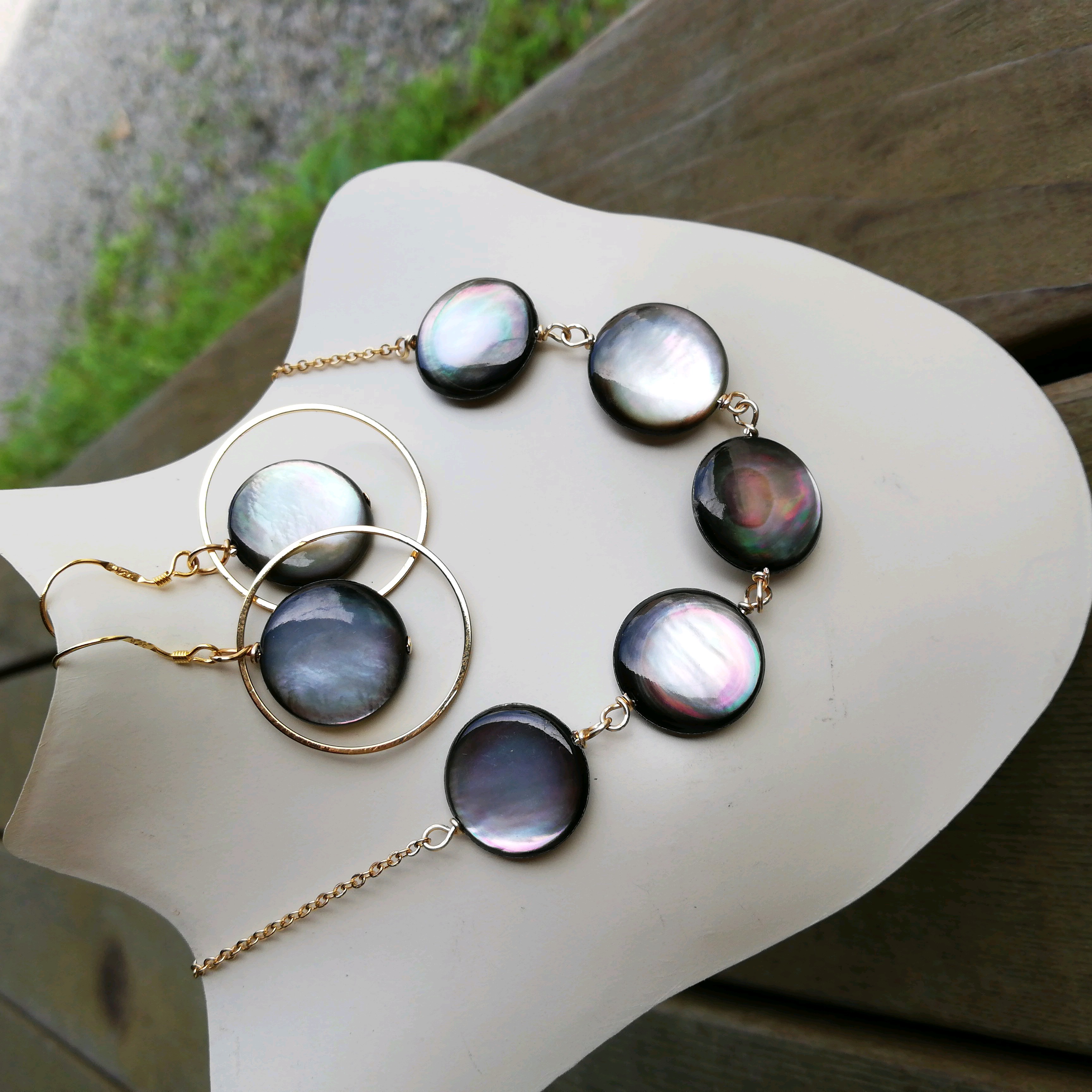 ◆夏の夜の夢◆黒蝶貝のピアス&ネックレスのセットアップ