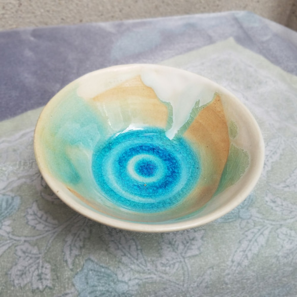 小ぶりの椀[水たまりと夕焼け]煮汁といただく副菜や甘未の器に★デザート・ヨーグルトやフルーツに 2枚目の画像