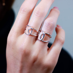 [1.6mm] [silver925] 互相擁抱♡“伴侶戒指”打結愛情戒指/小指護身符戒指 第5張的照片