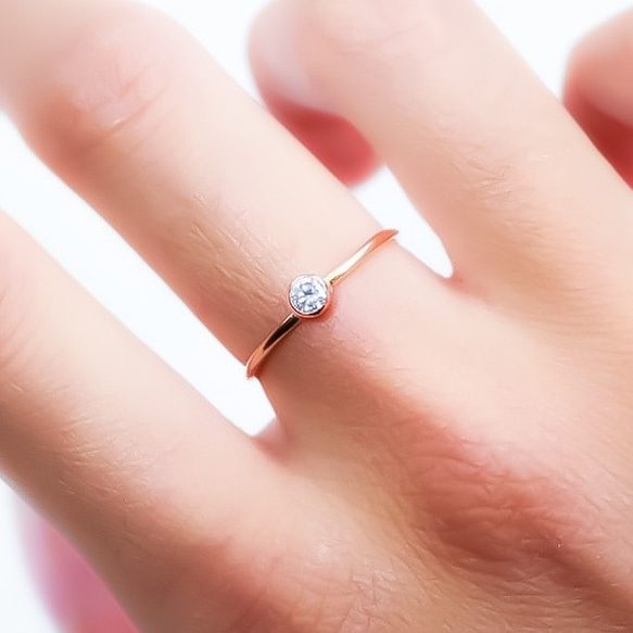 【選擇您的天然寶石】包鑲戒指（3毫米寶石）0.1克拉/14公斤，低過敏性 - 尺寸範圍：-4至27 第2張的照片