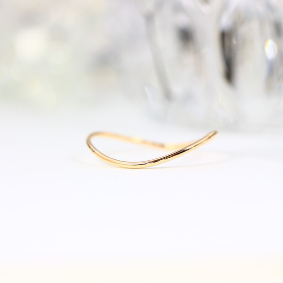 [14kgf] Wave ring / 0.8mm width / Pinky ring / Leave on OK / 抗過敏 第2張的照片
