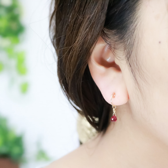 【11月限定500日元優惠】*限量14Kgf紅寶石天然石無孔式耳環/防過敏耳環 第2張的照片
