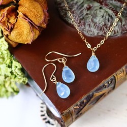 * 數量有限 [14Kgf] Blue Jade Natural Stone Hook Earrings / 防過敏 / Lea 第4張的照片