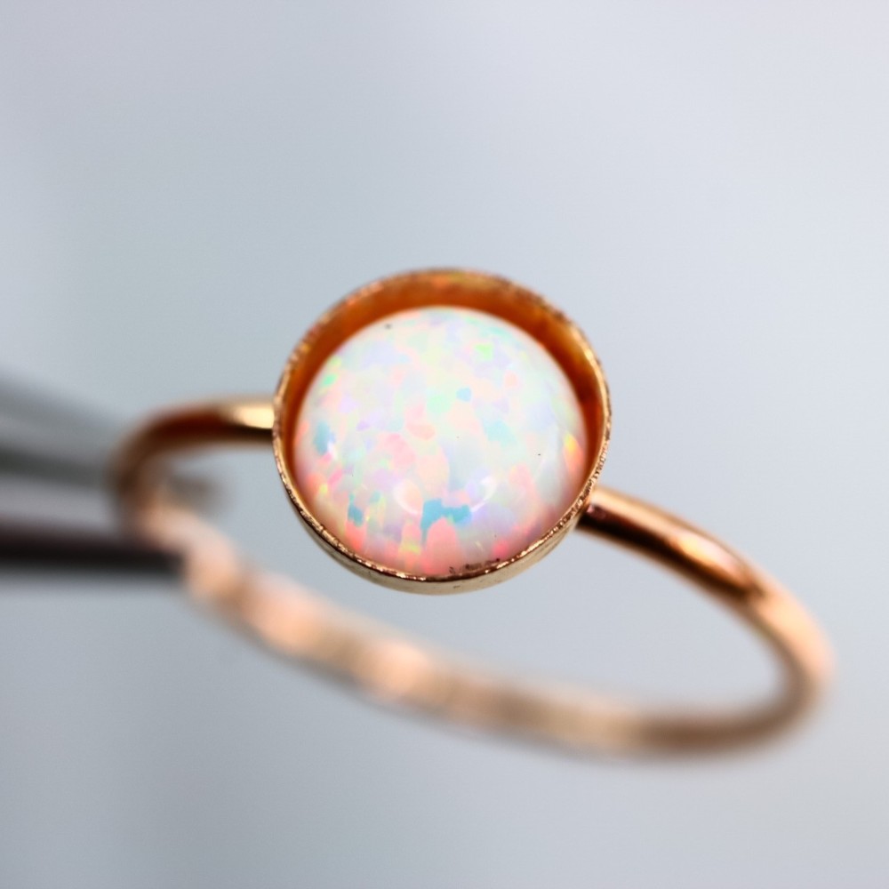 【14Kgf】6ｍｍ石　京都オパール　引っ掛かりのないベゼルタイプ　天然石リング