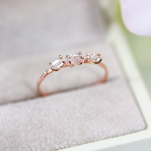 creema限定】ハーキマーダイヤモンド 0.5ct／3粒石のハーフ 