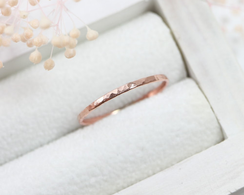 14kgf 1.2mm幅 ピンクゴールド『槌目(つちめ)細かめリング』／ピンキー