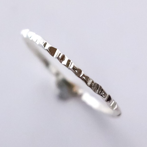 1.2㎜幅 silver『シャープカットリング』／ピンキーリング・シンプル・華奢 指輪 1枚目の画像