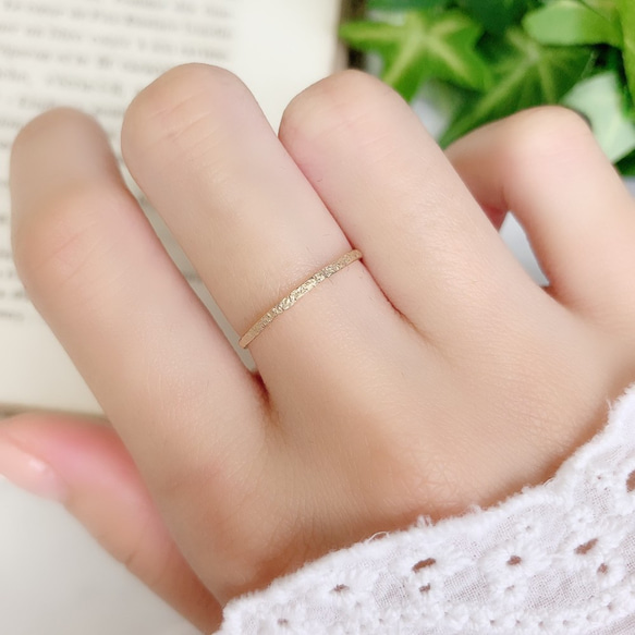 1.2mm寬/14kgf黃金“閃光切割戒指”/小指戒指，簡單精緻的戒指 第4張的照片