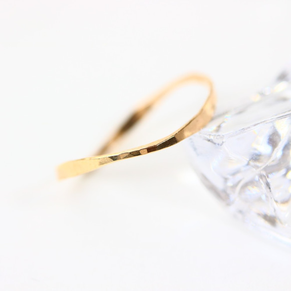 1.2mm寬/14kgf黃金“多面波環”/小指戒指，簡單精緻的戒指 第3張的照片