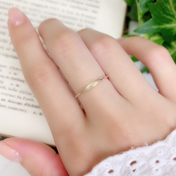 1.2毫米寬度/ 14kgf黃金“一鍵式戒指” /小指戒指，簡約細膩的戒指 第5張的照片