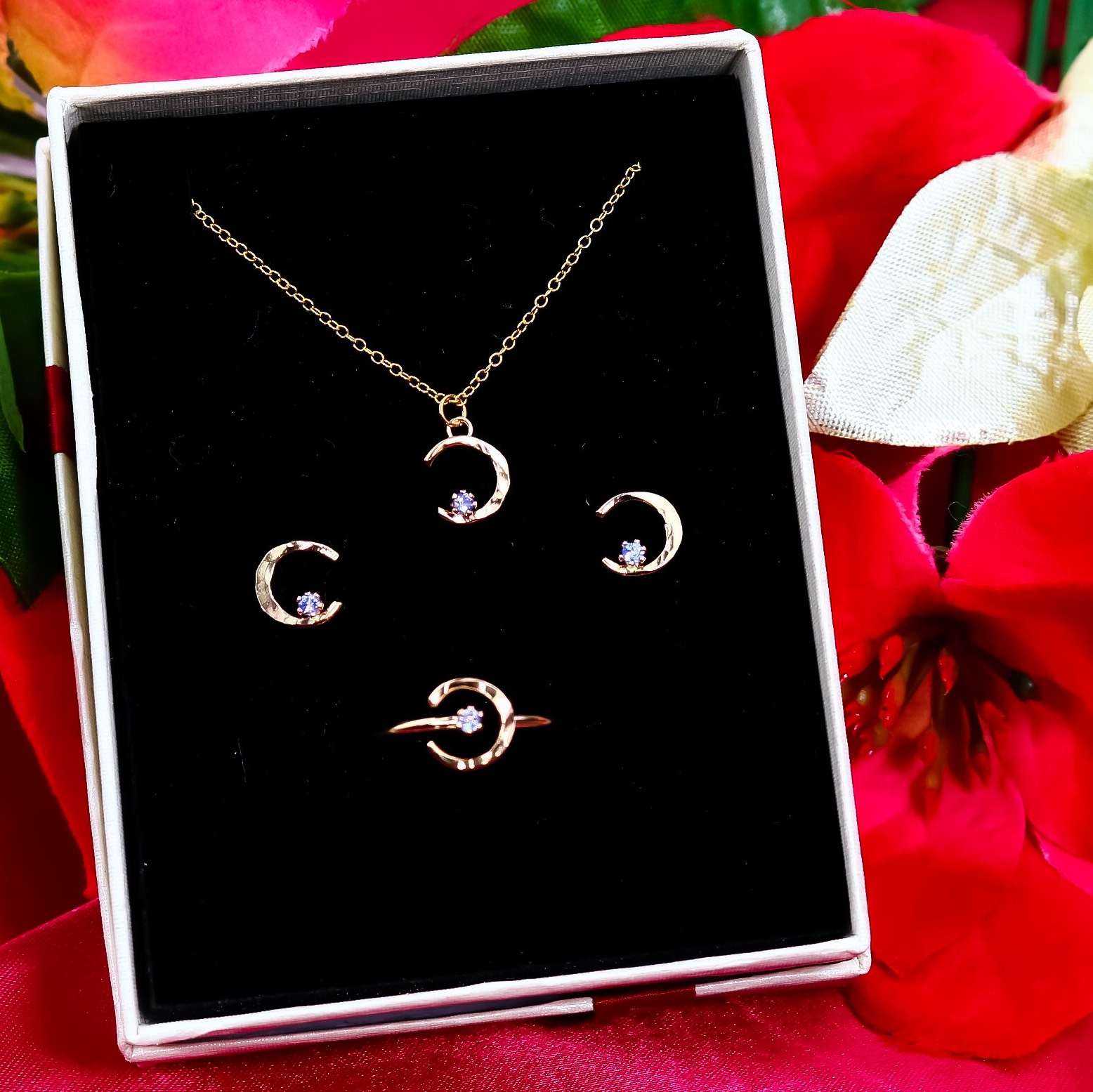 【Creema限定】ALL 14k Yellow gold filled ✳︎月と星と天然石✳︎3点セット