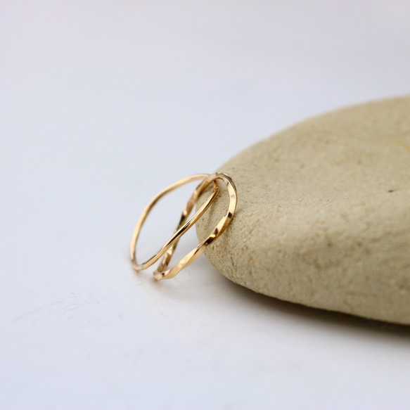 [雙環] 14kgf黃金精美的組合戒指/質地多變 第5張的照片