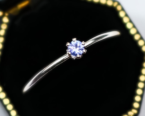 息をのむほど美しい。天然 タンザナイト（0.1ct）／silver925