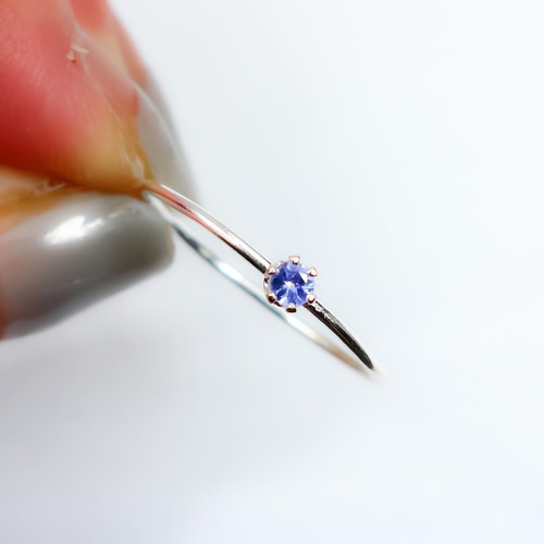 息をのむほど美しい。天然 タンザナイト（0.1ct）／silver925