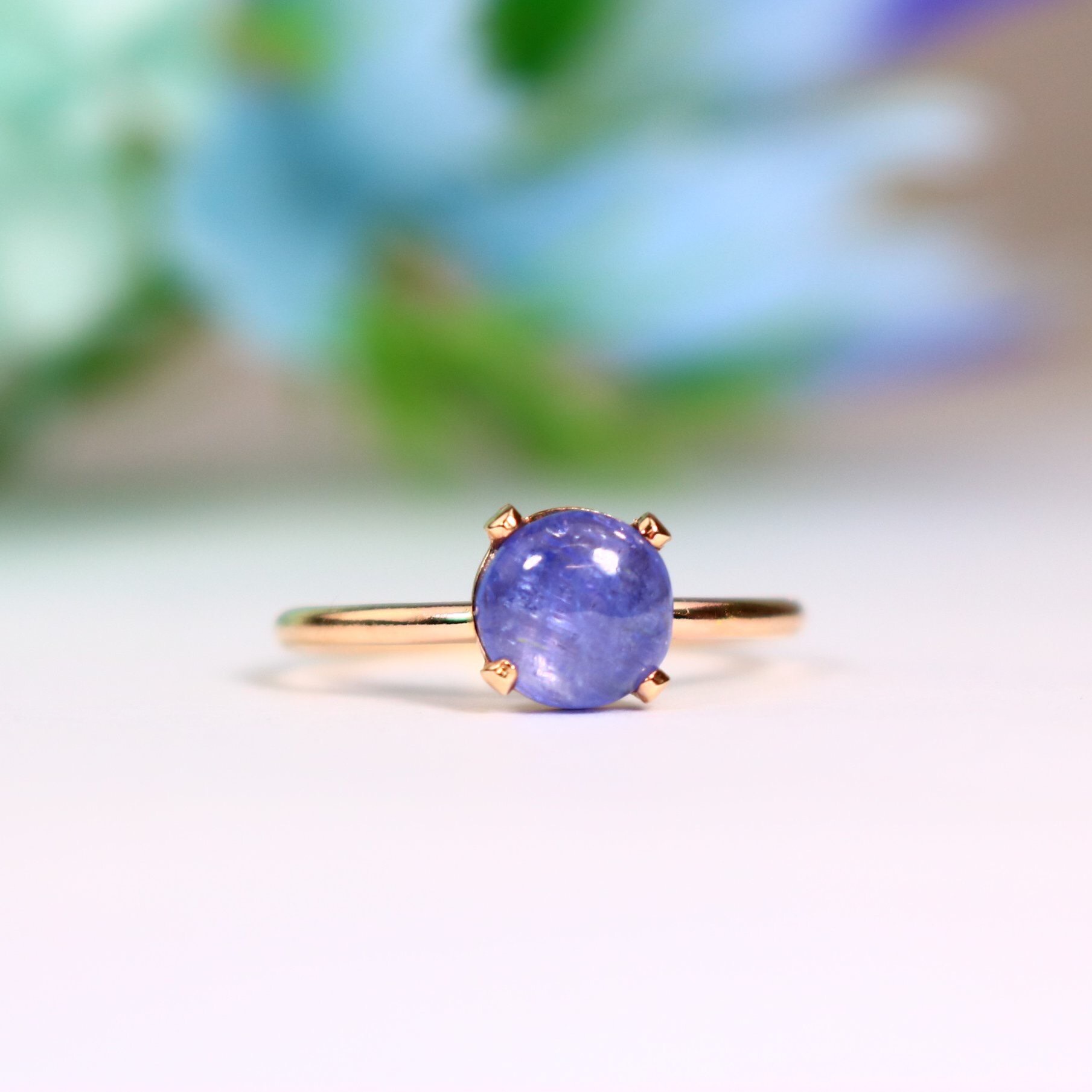 【稀少】タンザナイト　6mm  天然石リング／ぷっくりカボションカット＊1.3mm幅　12月誕生石