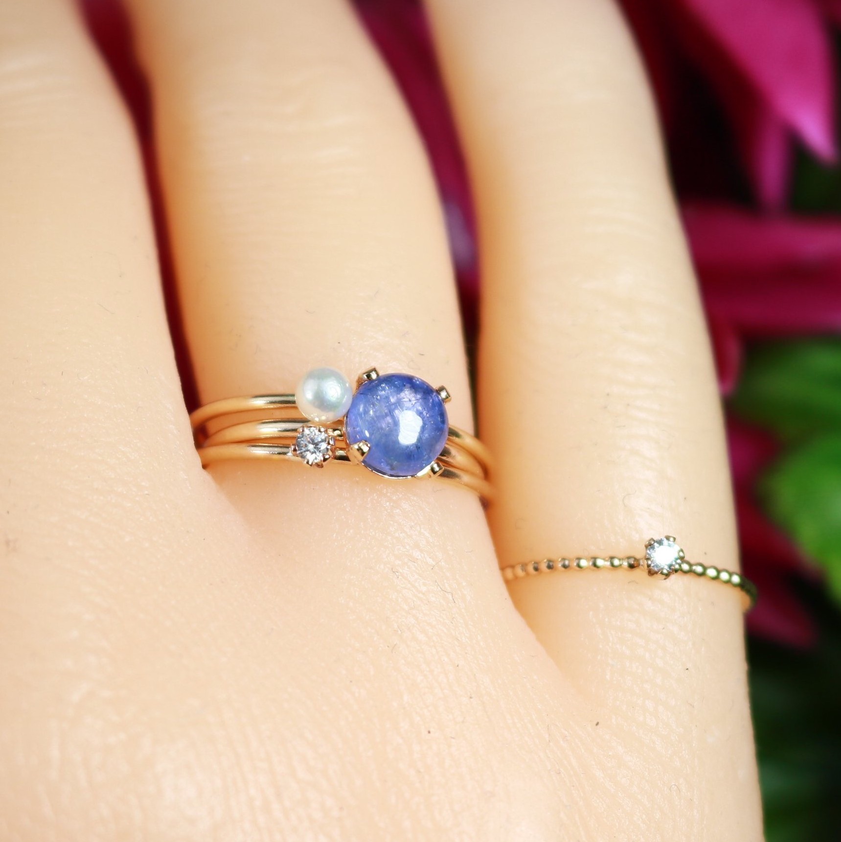 【稀少】タンザナイト　6mm  天然石リング／ぷっくりカボションカット＊1.3mm幅　12月誕生石