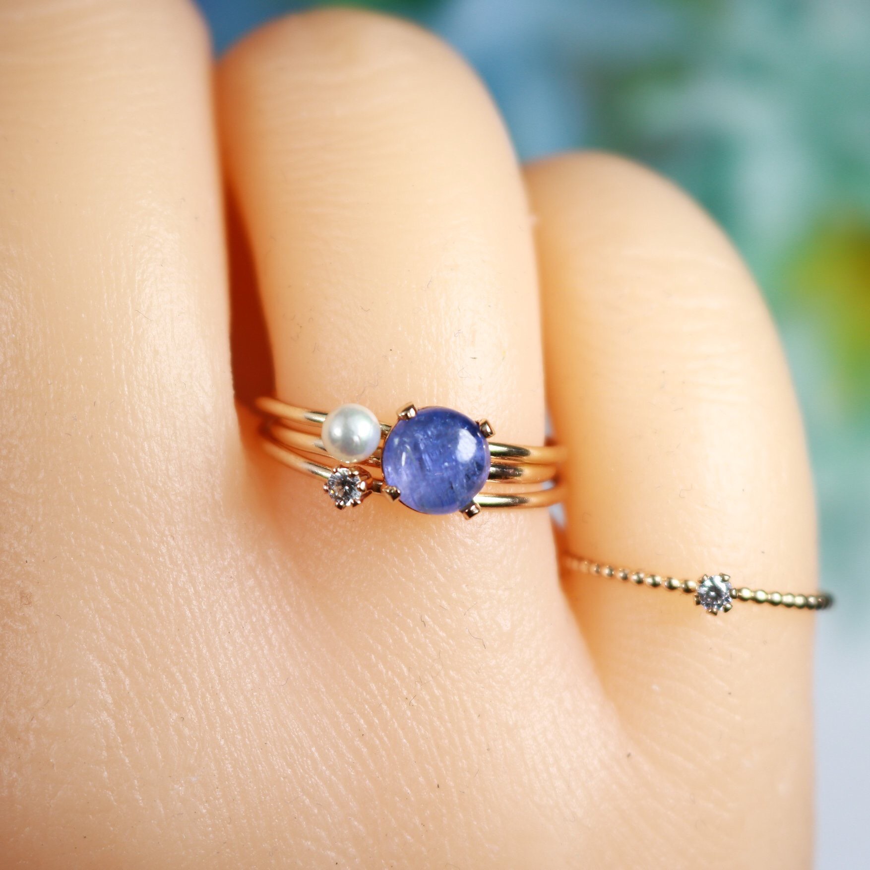 【稀少】タンザナイト　6mm  天然石リング／ぷっくりカボションカット＊1.3mm幅　12月誕生石