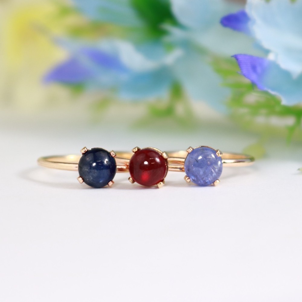 【稀少】タンザナイト　6mm  天然石リング／ぷっくりカボションカット＊1.3mm幅　12月誕生石