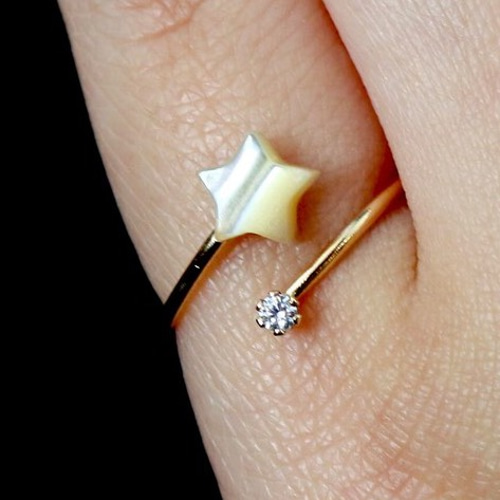 ドラマで人気】✳︎夜空の星 と 天然石✳︎[サイズ調節可能]フォーク