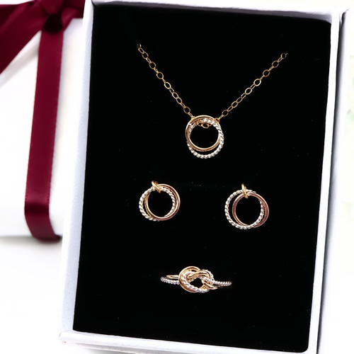 Creema限定】14Kgf＆silver925 コンビピアス ～W Lea ringシリーズ 