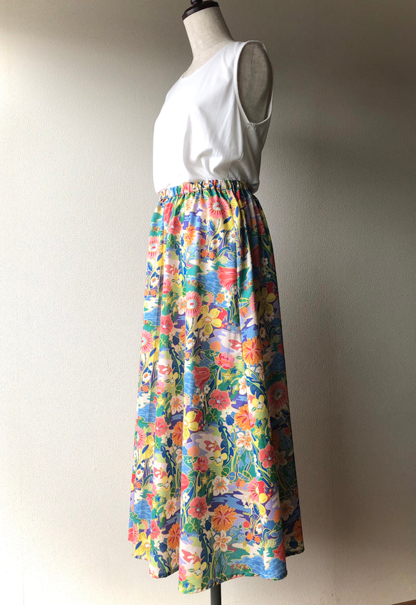リバティ　サンシャインメドウ　ロングフレアースカート　フリーサイズ 4枚目の画像