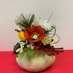 椿の正月飾り（アメリカンフラワー・がま口器） アートフラワー kobo