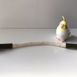 【SOLDOUT】愛鳥さんの国産樫自然木綿ロープパーチ（Lサイズ） 1枚目の画像