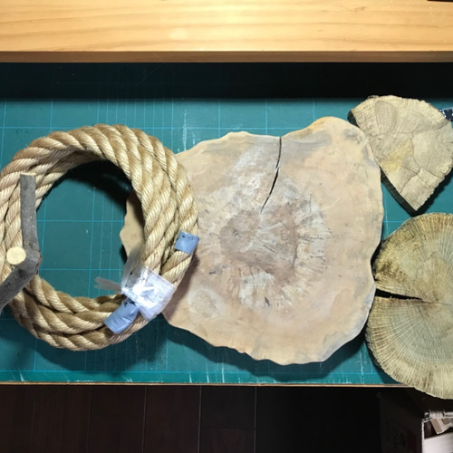 kohaku様オーダー品!!】自然木のロープウェイバードジム おもちゃ 