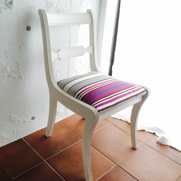 エミリーの椅子　''1950's 英国フレーム　アンティークホワイト  オーク'' 2枚目の画像