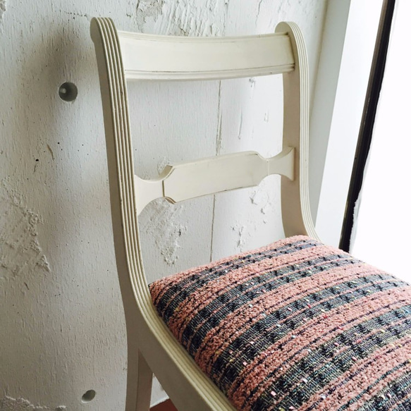 エミリーの椅子　''1950's 英国フレーム　アンティークホワイト  オーク'' 4枚目の画像