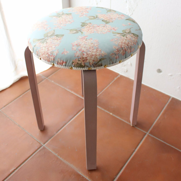 歐丁香 凳子（水藍色/粉紅米白・潑水防水加工） 第2張的照片