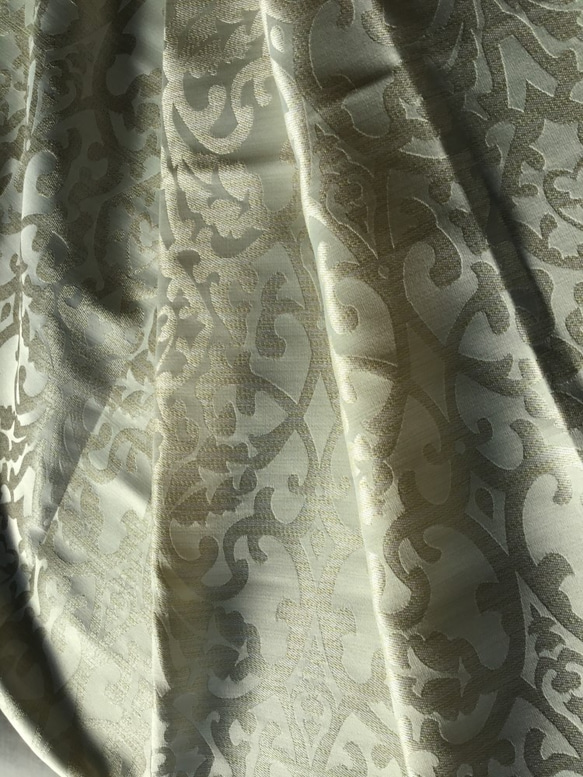 C2022アイボリー色　ジャガード織物　鞄・インテリア小物　アールデコ調エレガント生地 1枚目の画像
