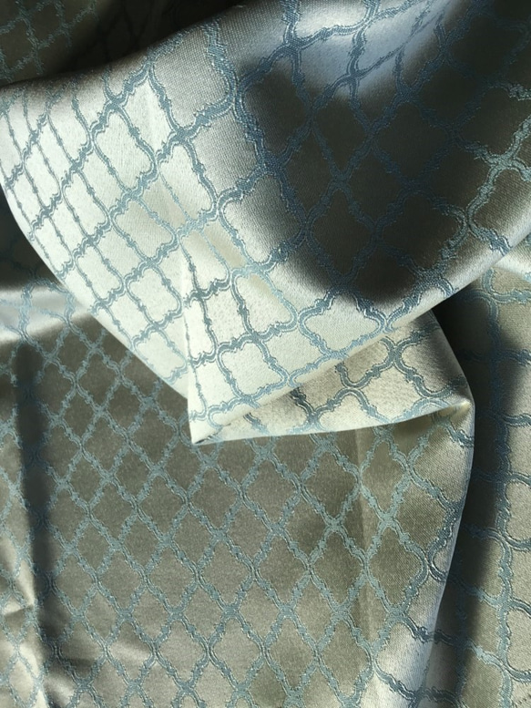 2050ＢＬ　モロッカン柄のジャガード織物　両面使用可能 2枚目の画像