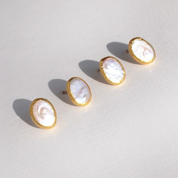 [ピアス]金箔パール／ classic oval pearl／受注生産 4枚目の画像