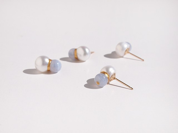 Pearl and Agate Kintsugi Pearl [Pierce Earrings]（淡水珍珠，藍色蕾絲瑪瑙，Kin 第2張的照片