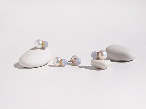 Pearl and Agate Kintsugi Pearl [Pierce Earrings]（淡水珍珠，藍色蕾絲瑪瑙，Kin 第3張的照片