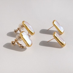 金箔珍珠 [耳環] 長方形 | 淡水珍珠，金箔，14kgf，耳釘 第4張的照片