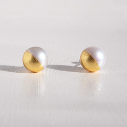 Simple+α金葉珍珠【耳環】金白10mm淡水珍珠單耳釘 第1張的照片