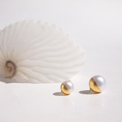 Simple+α金葉珍珠【耳環】金白8mm淡水珍珠單耳釘 第6張的照片