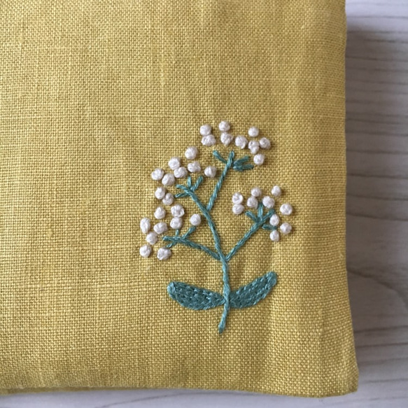 mie様専用ページ 秋ハンドメイド2019☆刺繍リネンのサニタリーポーチ 6枚目の画像