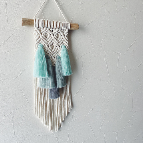グラデーションカラーのマクラメタペストリー #13《ミント