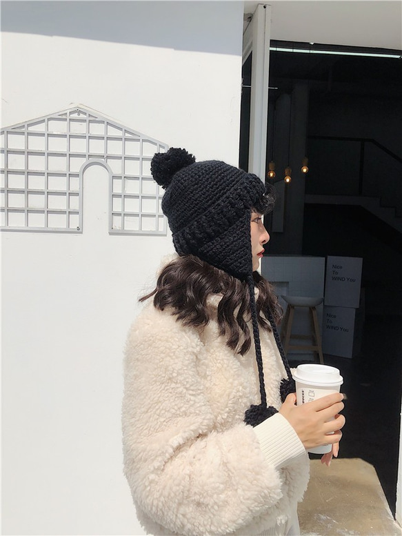 飛行帽風ニット帽 耳当て付き ボンボン付き ニット帽子 耳あて秋冬