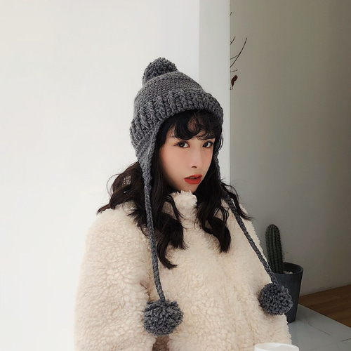 飛行帽風ニット帽 耳当て付き ボンボン付き ニット帽子 耳あて秋冬
