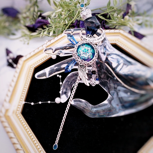 覚悟のある方のみ購入して下さい。 重さが変わる石 呪物 曰く付き 覚悟